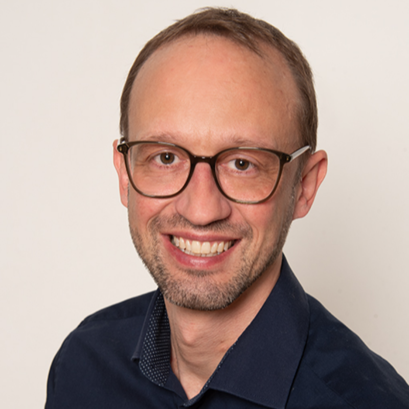  Holger Weingart
